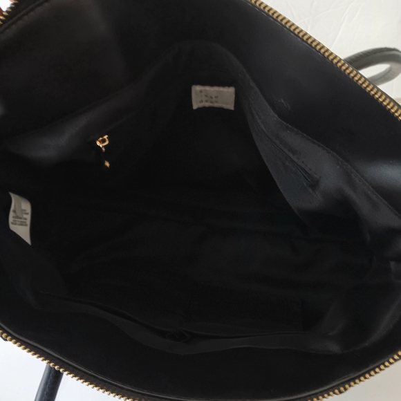 a new day Classic Black Shoulder Bag - Picture 8 of 13